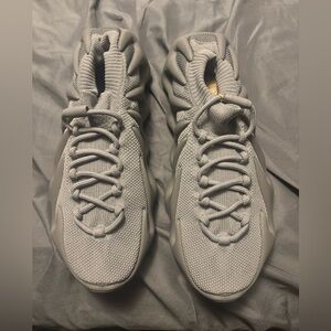 Yeezy Boost 450 Sneakers - Gray